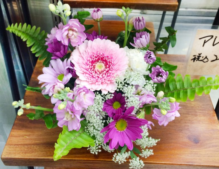 a6ピンク系アレンジメント